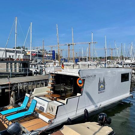 Hausboot Mit Traumlage In Luebeck-Travemuende Hotel Eksteriør billede