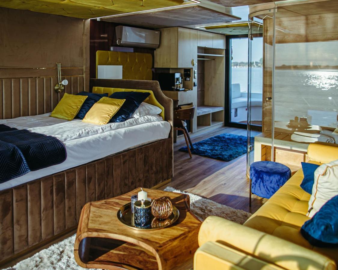 Hausboot Mit Traumlage In Luebeck-Travemuende Hotel Eksteriør billede