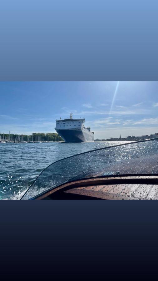 Hausboot Mit Traumlage In Luebeck-Travemuende Hotel Eksteriør billede