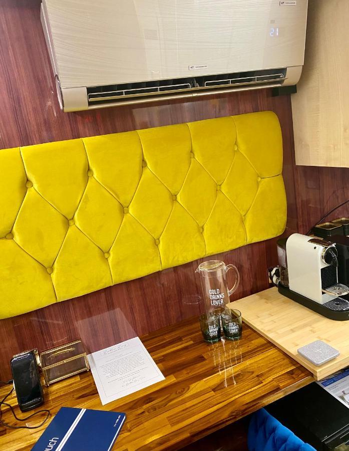 Hausboot Mit Traumlage In Luebeck-Travemuende Hotel Eksteriør billede