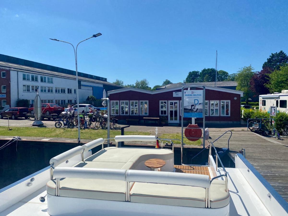 Hausboot Mit Traumlage In Luebeck-Travemuende Hotel Eksteriør billede